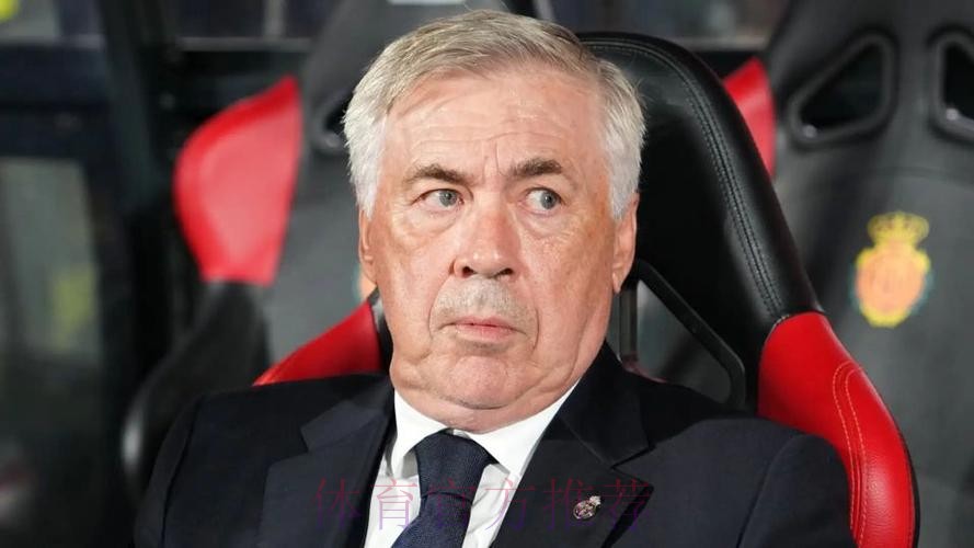 安帅谈阿扎尔:最难的不是把他放在板凳席上 安帅谈阿扎尔:最难的不是把他放在板凳席上